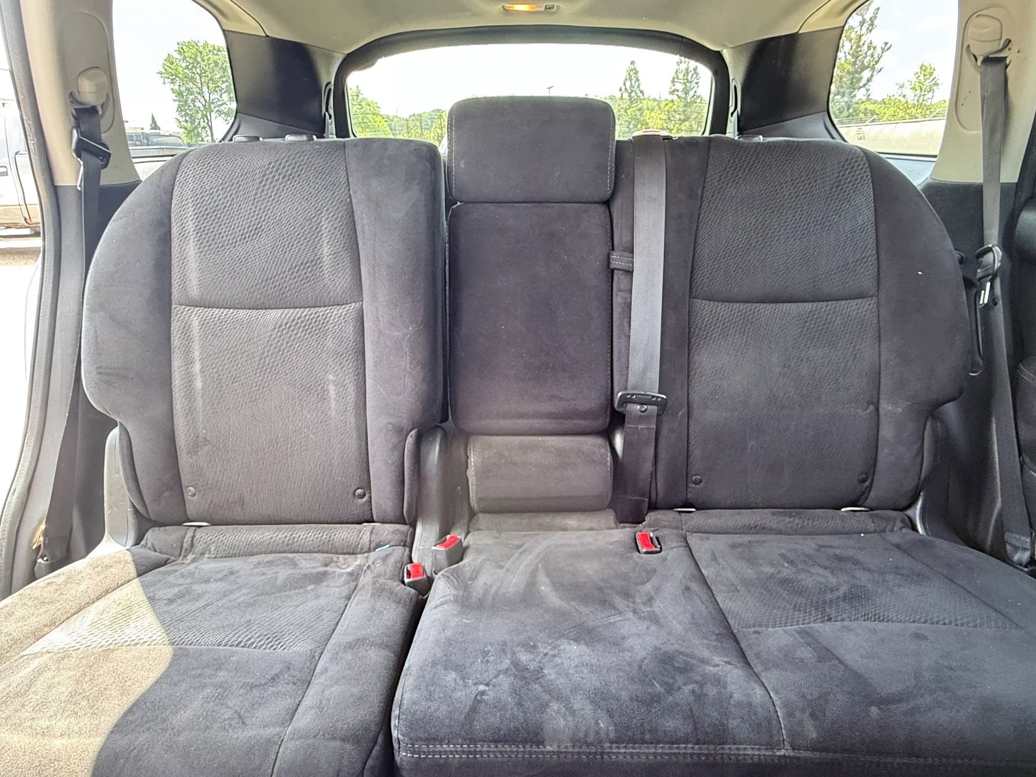 Used 2015 Nissan Pathfinder SV image 22