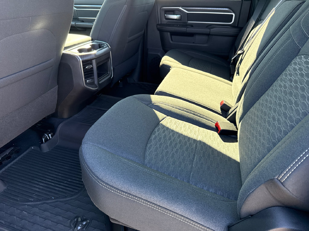 New 2027 RAM 2500 Big Horn AWD/4WD image 17