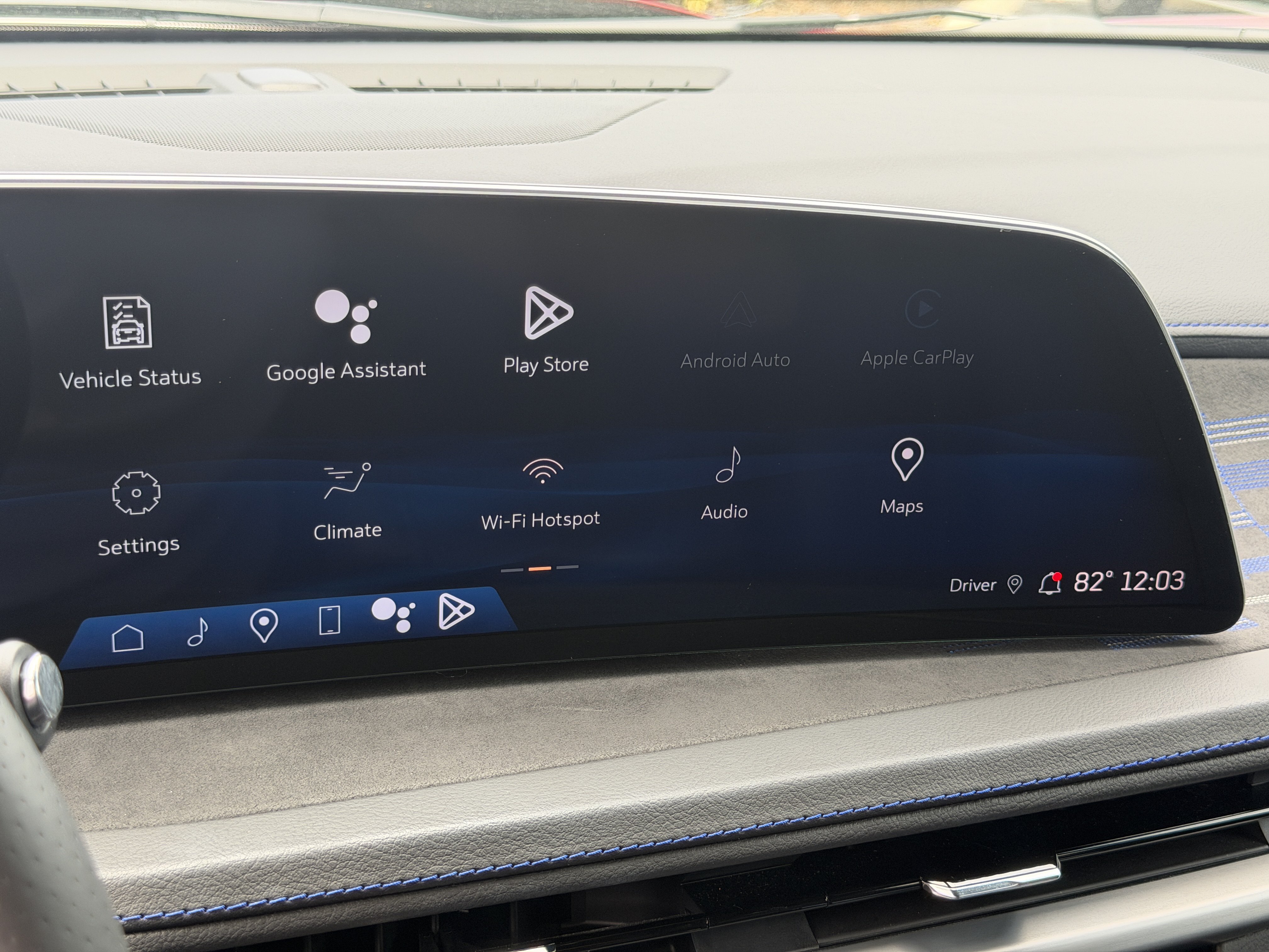 Certified 2024 Cadillac XT4 Sport w/ Cold Weather Package FWD image 24