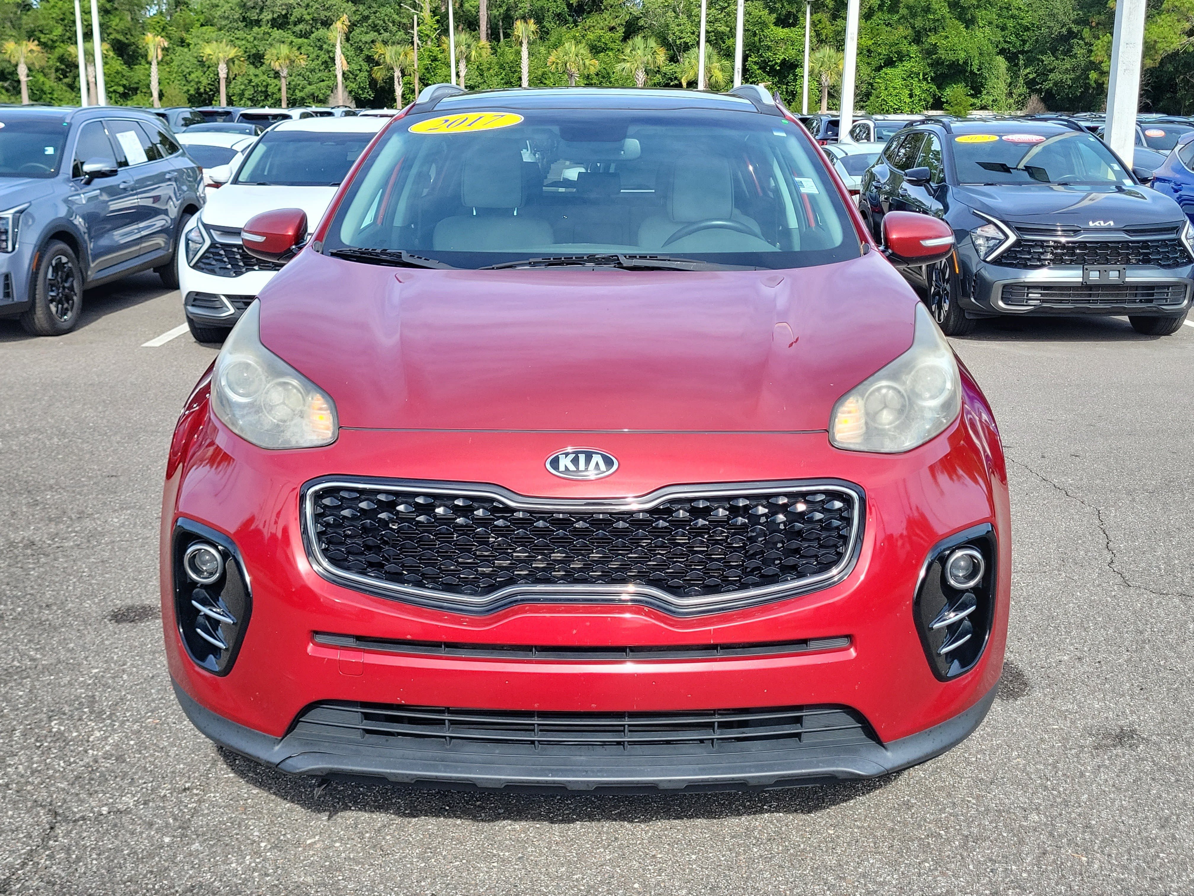 Used 2017 Kia Sportage EX w/ EX Premium Package FWD image 2