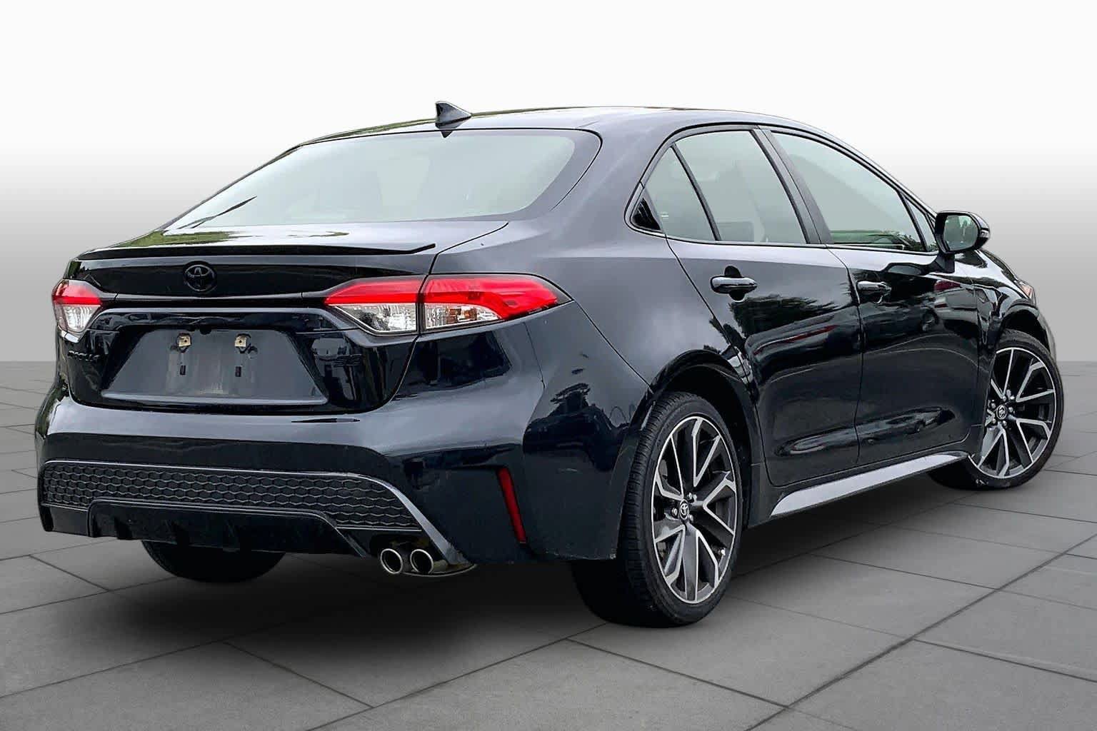 Used 2022 Toyota Corolla SE w/ Carpet Mat Package (TMS) FWD image 13