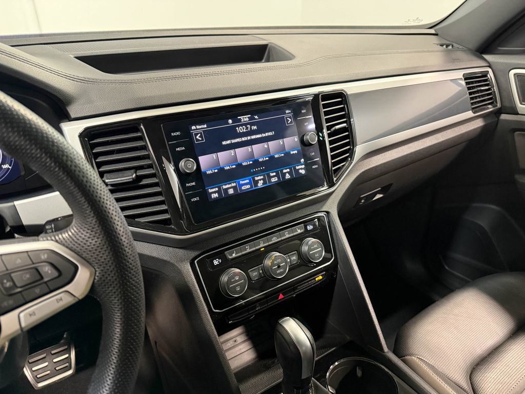 Used 2023 Volkswagen Atlas Cross Sport SEL Premium R-Line image 79