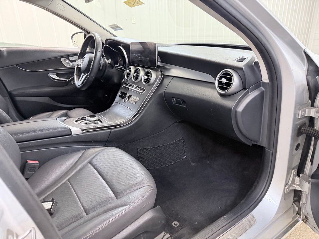 Used 2020 Mercedes-Benz C 300 Sedan image 34