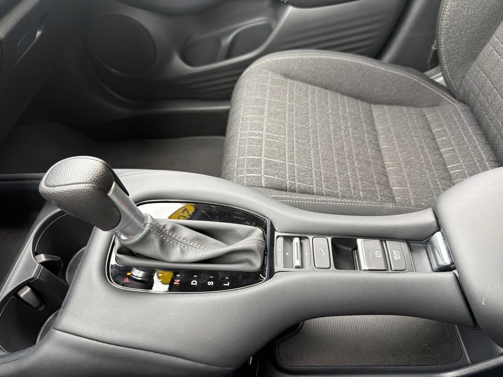 Certified 2024 Honda HR-V LX image 31