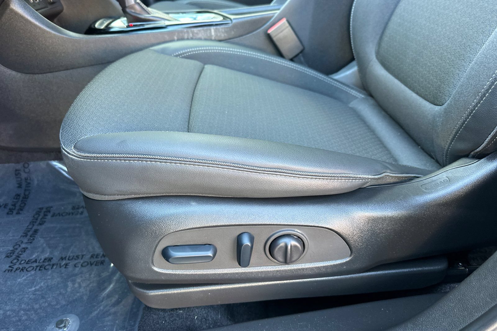 Certified 2023 Buick Encore GX Select w/ Experience Buick Package FWD image 13