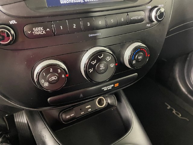 Used 2017 Kia Soul FWD image 8