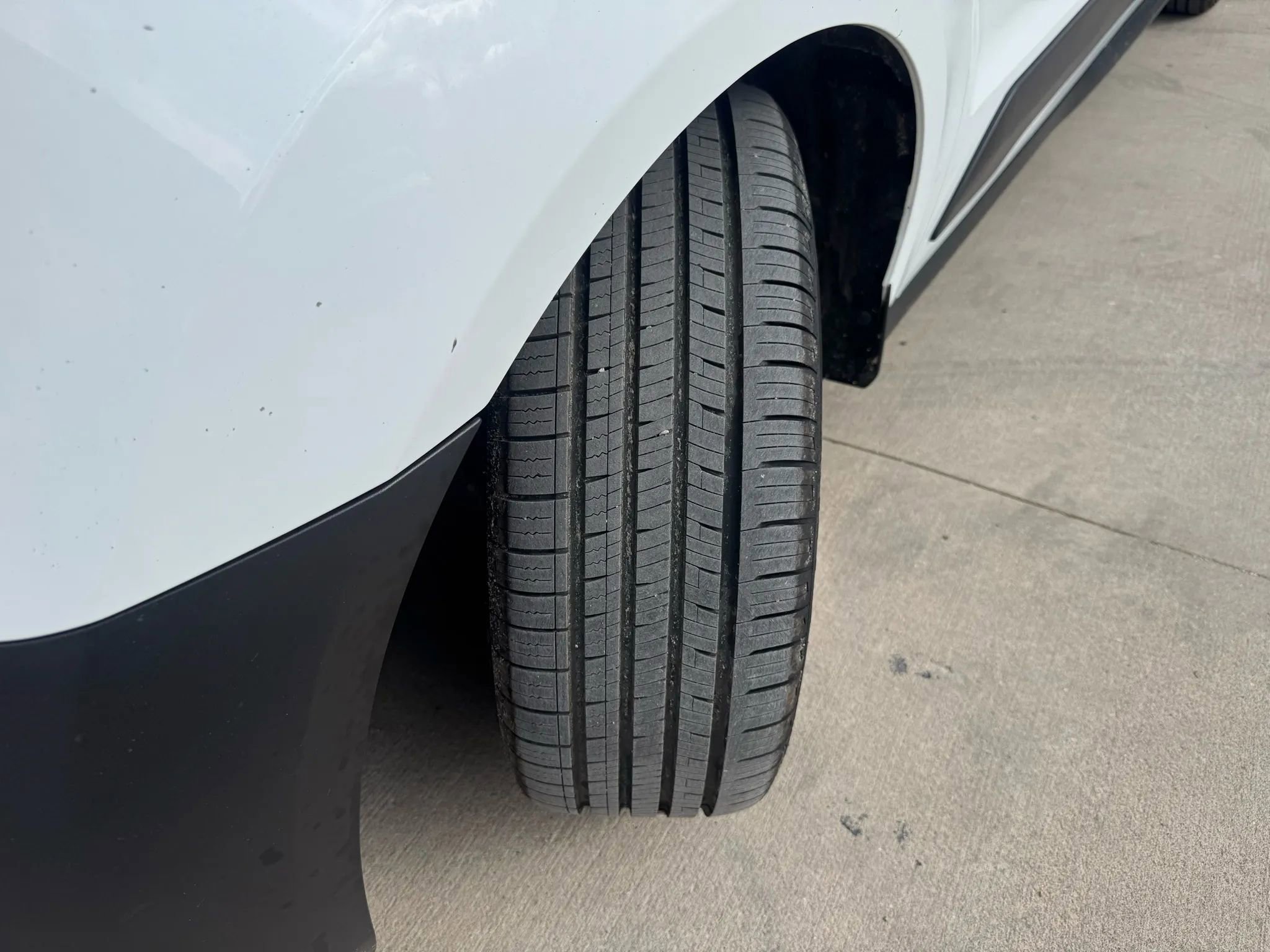 Used 2020 Ford Transit Connect XL image 21