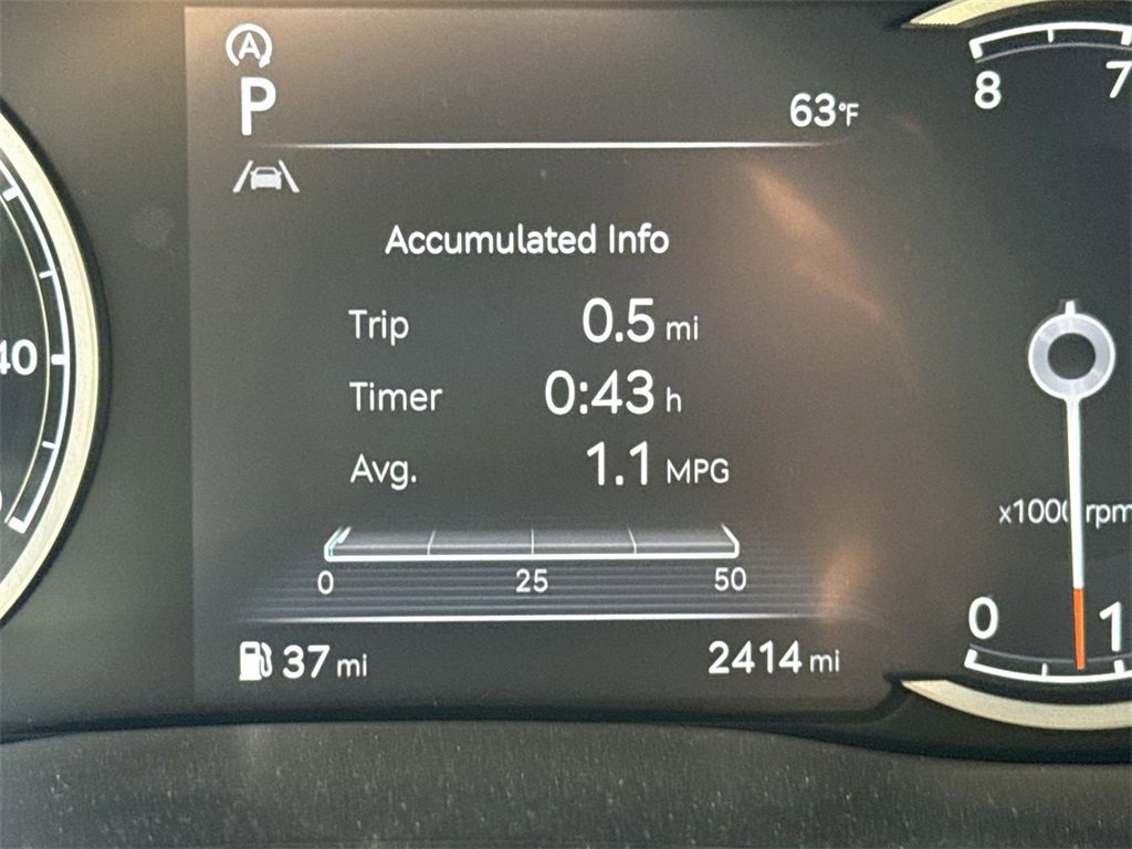 Used 2025 Genesis GV70 3.5T Sport w/ Sport Advanced Package image 10