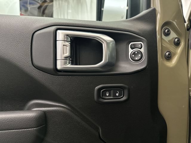 New 2026 Jeep Gladiator Sport AWD/4WD image 17