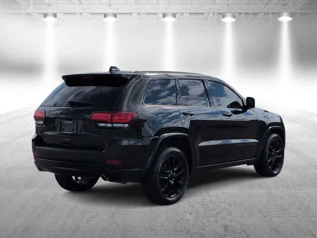 Used 2019 Jeep Grand Cherokee Altitude AWD/4WD image 8
