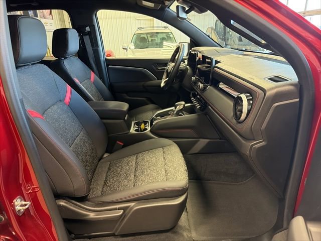 Used 2023 Chevrolet Colorado Z71 w/ Z71 Convenience Package 2 image 25