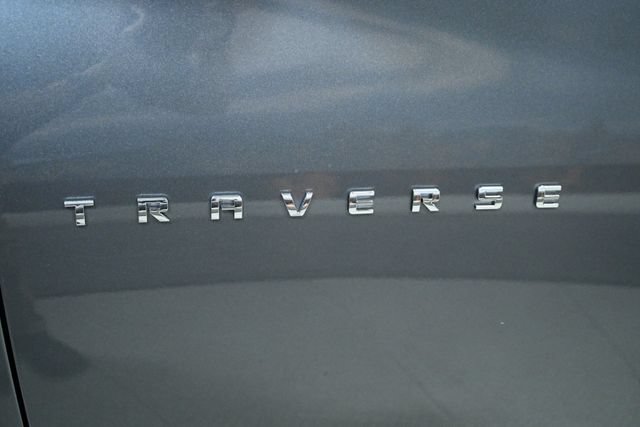 Used 2021 Chevrolet Traverse LS FWD image 11