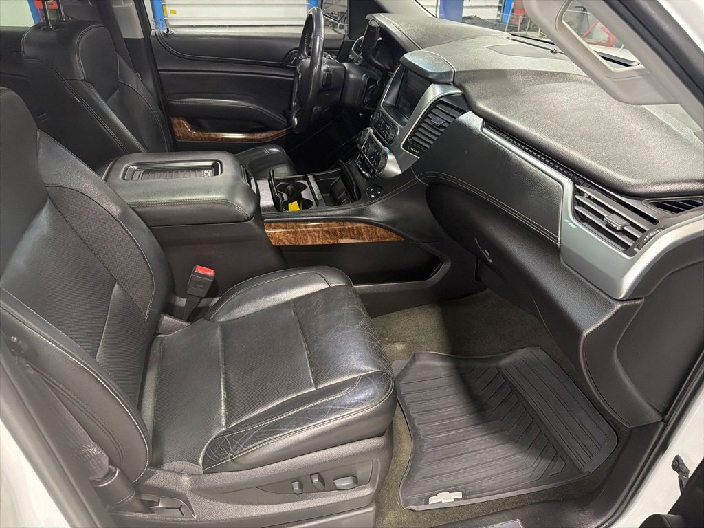 Used 2017 Chevrolet Suburban Premier image 38