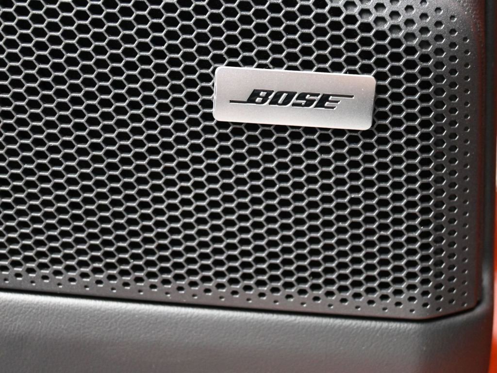 Certified 2025 Porsche Macan Electric image 24