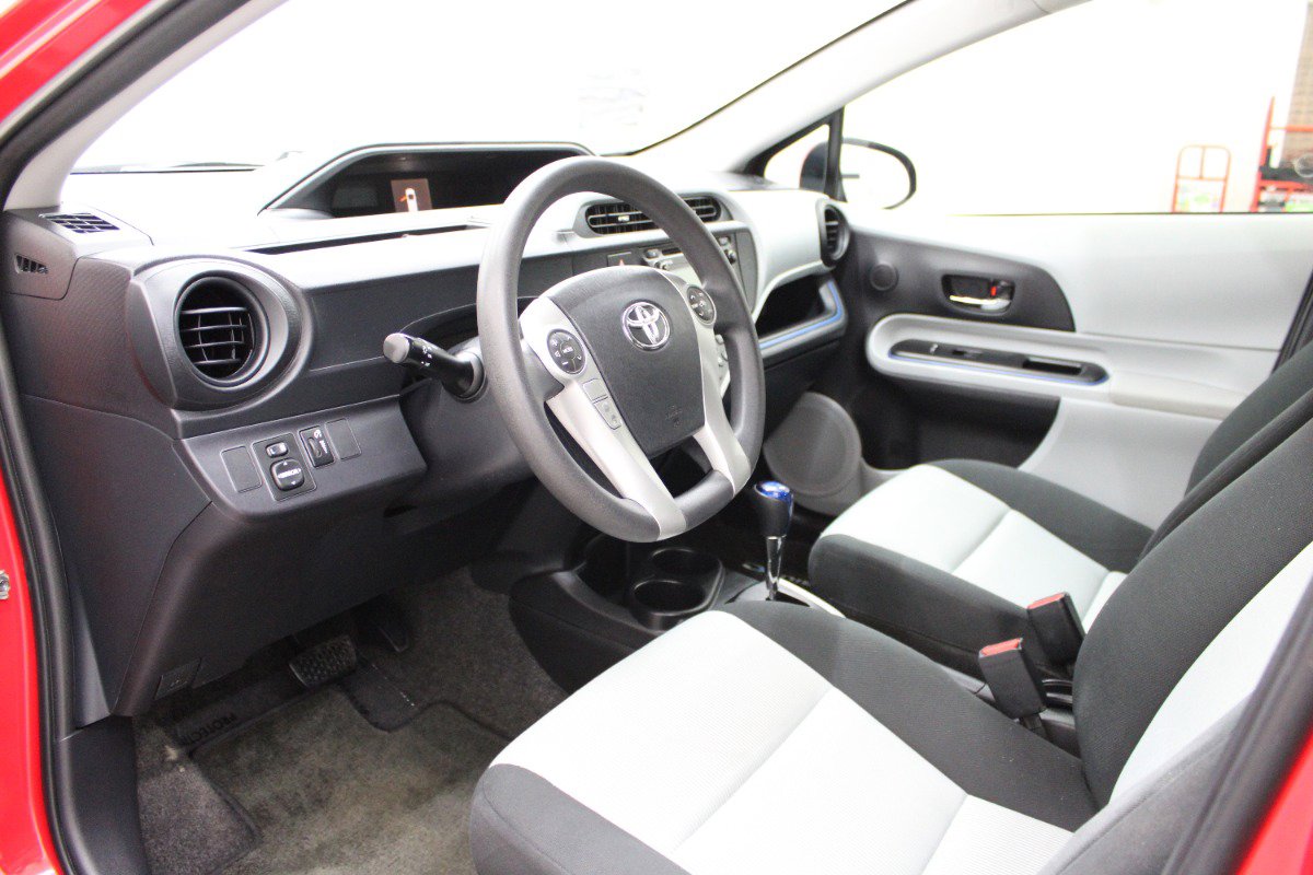 Used 2012 Toyota Prius C Two image 7