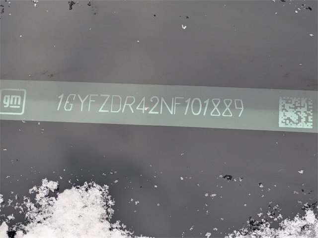 Used 2022 Cadillac XT4 Premium Luxury w/ Cold Weather Package image 32