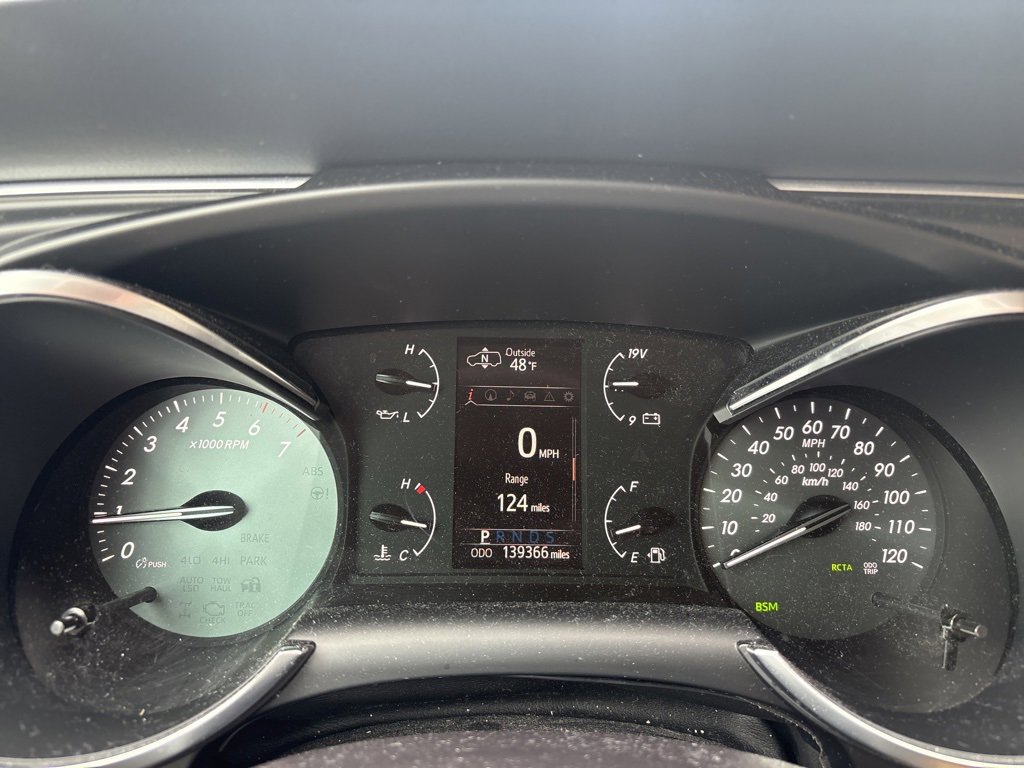 Used 2018 Toyota Sequoia Platinum image 37