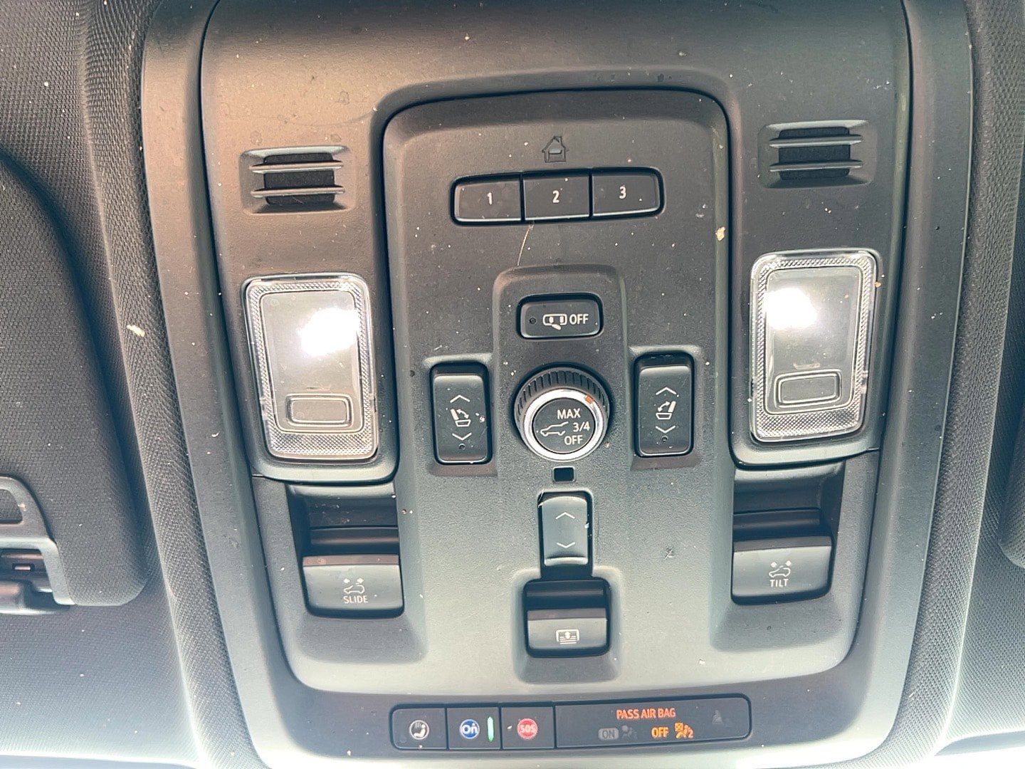 Used 2023 Chevrolet Tahoe High Country w/ Advanced Technology Package AWD/4WD image 21