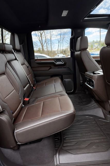 Used 2024 GMC Sierra 2500 Denali w/ Denali Reserve Package image 19