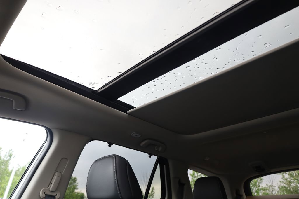 New 2025 Honda Pilot Touring image 26