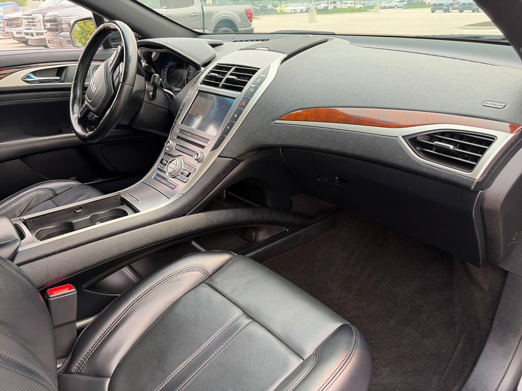 Used 2019 Lincoln MKZ Reserve AWD/4WD image 10