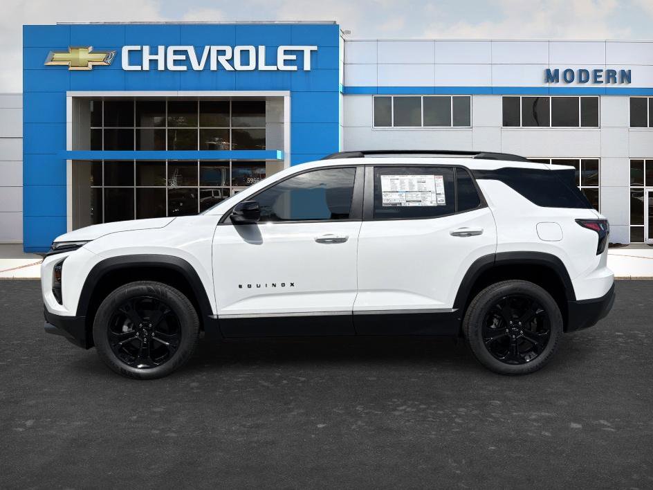 New 2026 Chevrolet Equinox LT w/ Midnight Edition FWD image 2