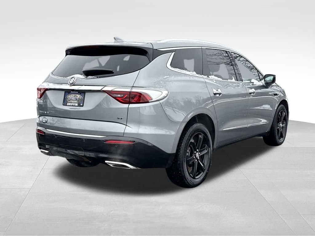 Used 2023 Buick Enclave Essence w/ Experience Buick Package image 5