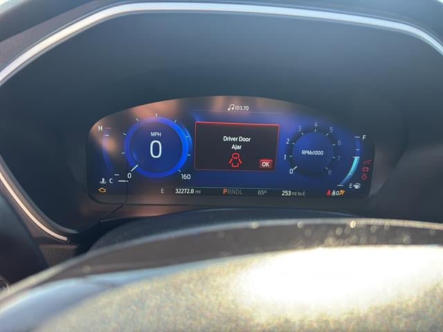 Used 2022 Ford Escape SEL w/ SEL Stealth AWD Package image 22