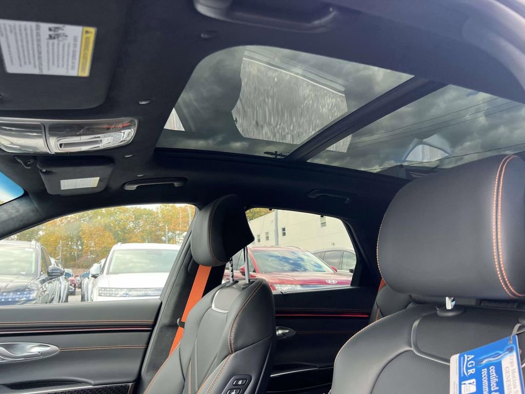 New 2026 Genesis GV70 3.5T Sport Prestige AWD/4WD image 17