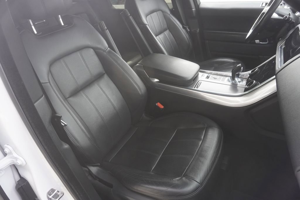 Used 2018 Land Rover Range Rover Sport HSE image 24