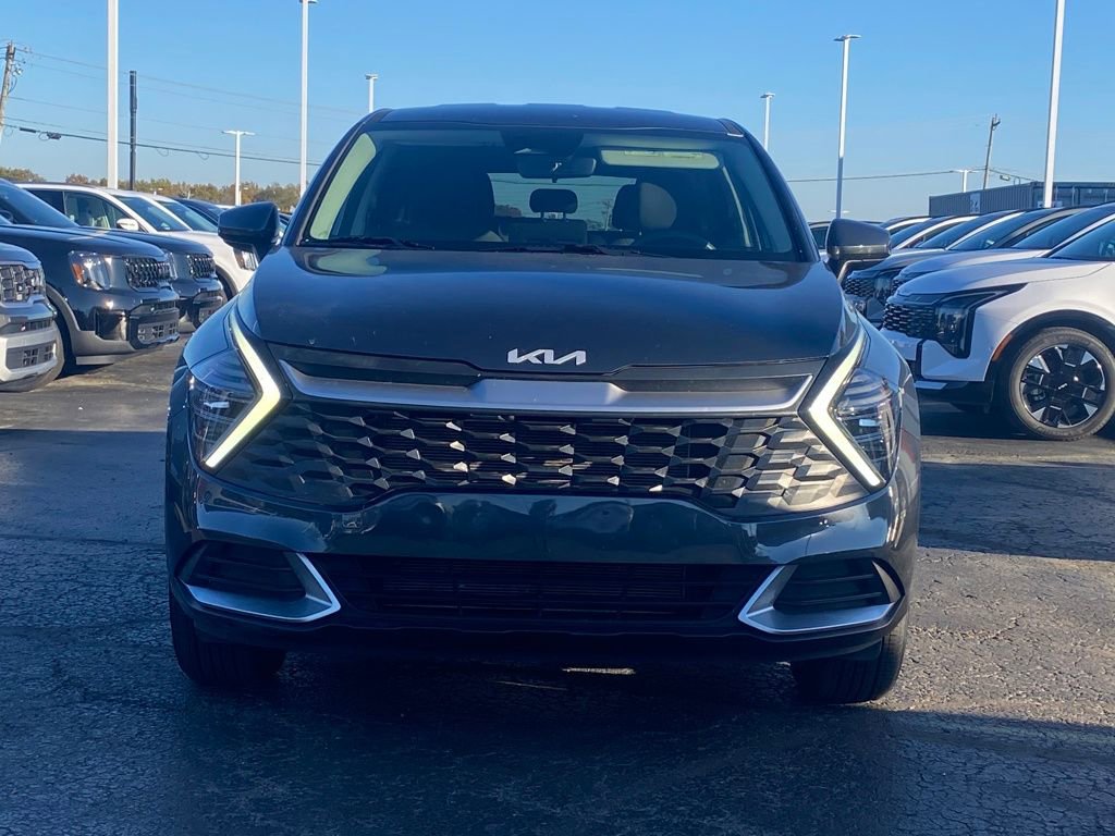Certified 2024 Kia Sportage LX image 2