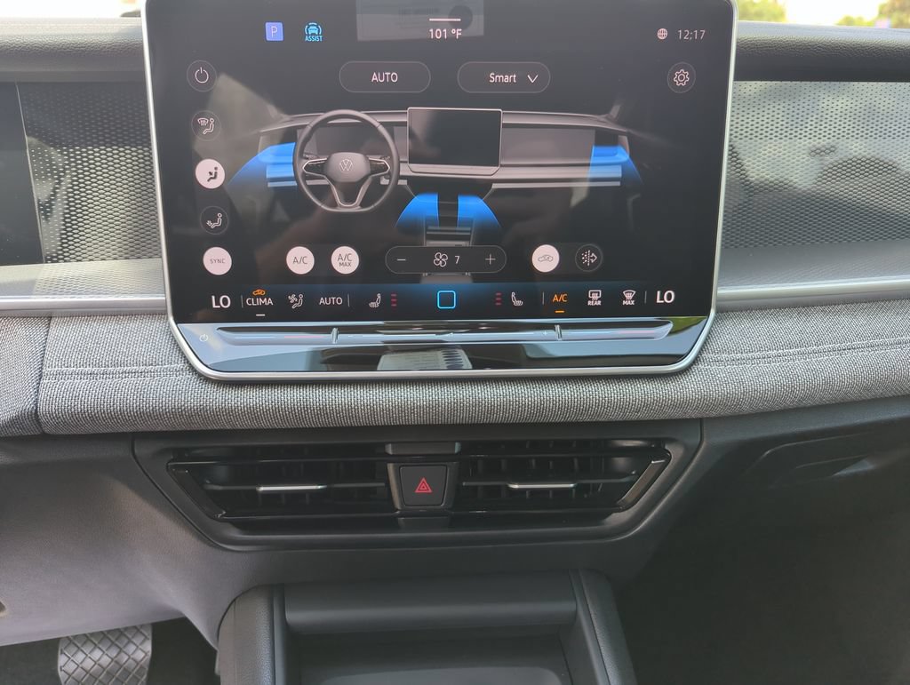 Used 2025 Volkswagen Tiguan S FWD image 35