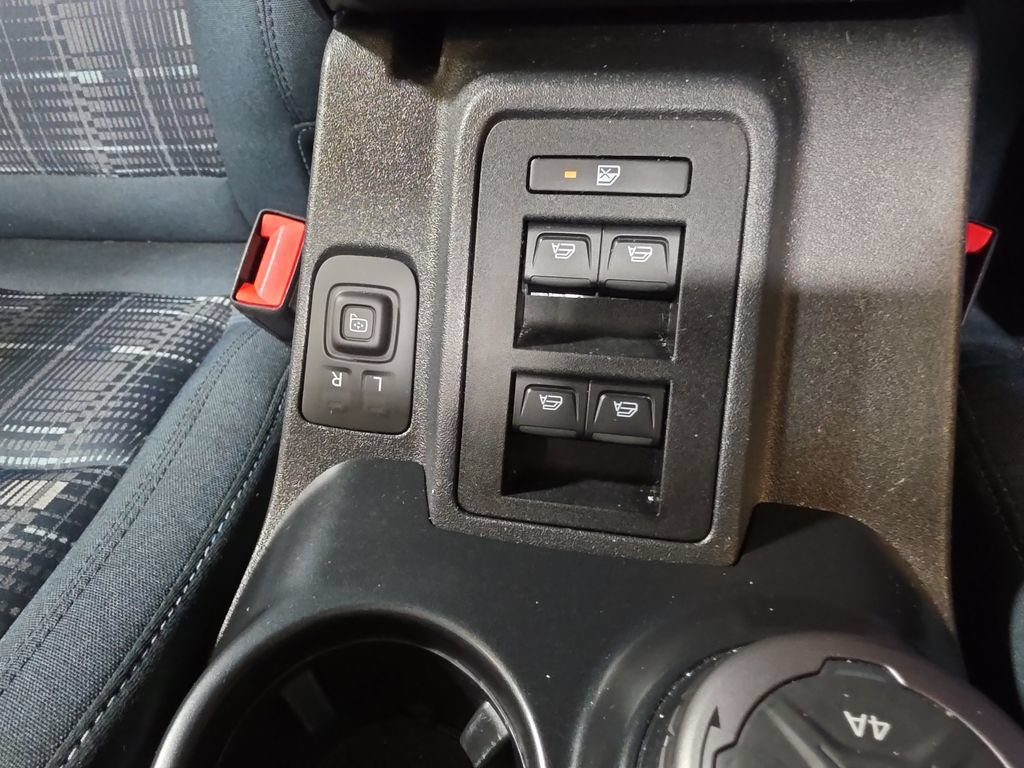 Used 2024 Ford Bronco Heritage Edition AWD/4WD image 23