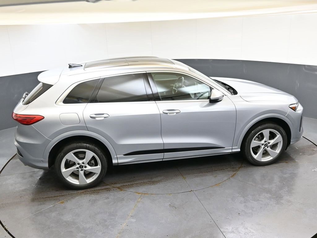 Used 2025 Audi Q5 Premium Plus w/ Premium Plus image 21