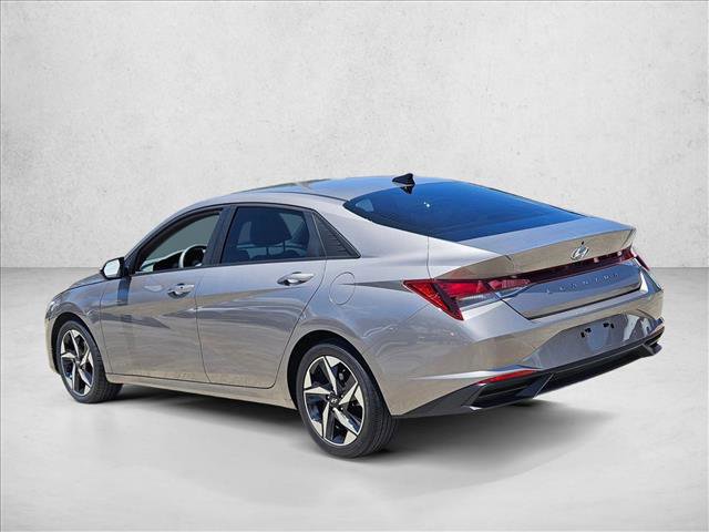 Used 2023 Hyundai Elantra SEL w/ Convenience Package FWD image 8