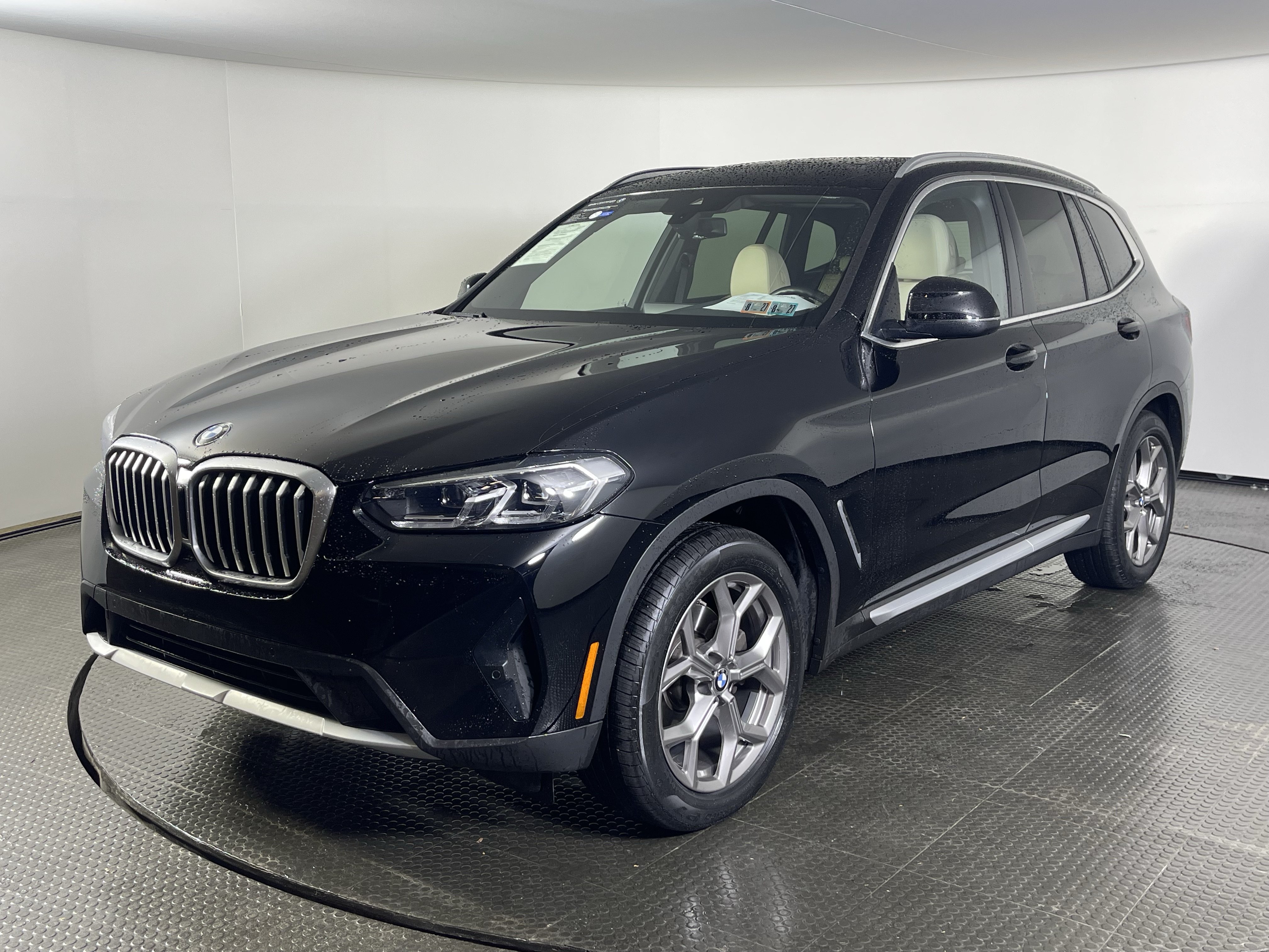 Certified 2023 BMW X3 xDrive30i w/ Convenience Package w/ZPA AWD/4WD image 1