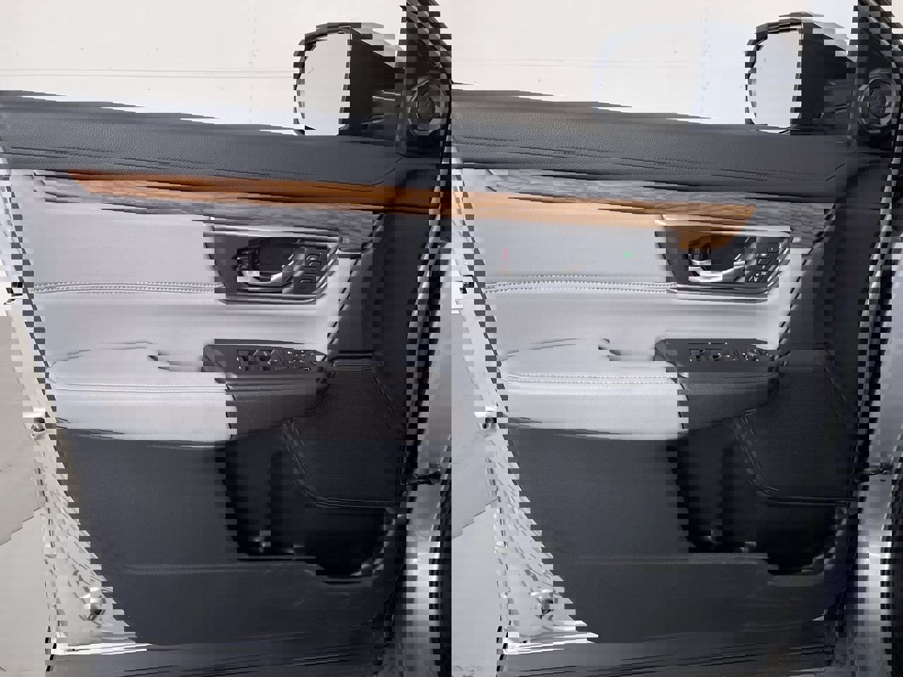 Used 2019 Honda CR-V EX-L image 10