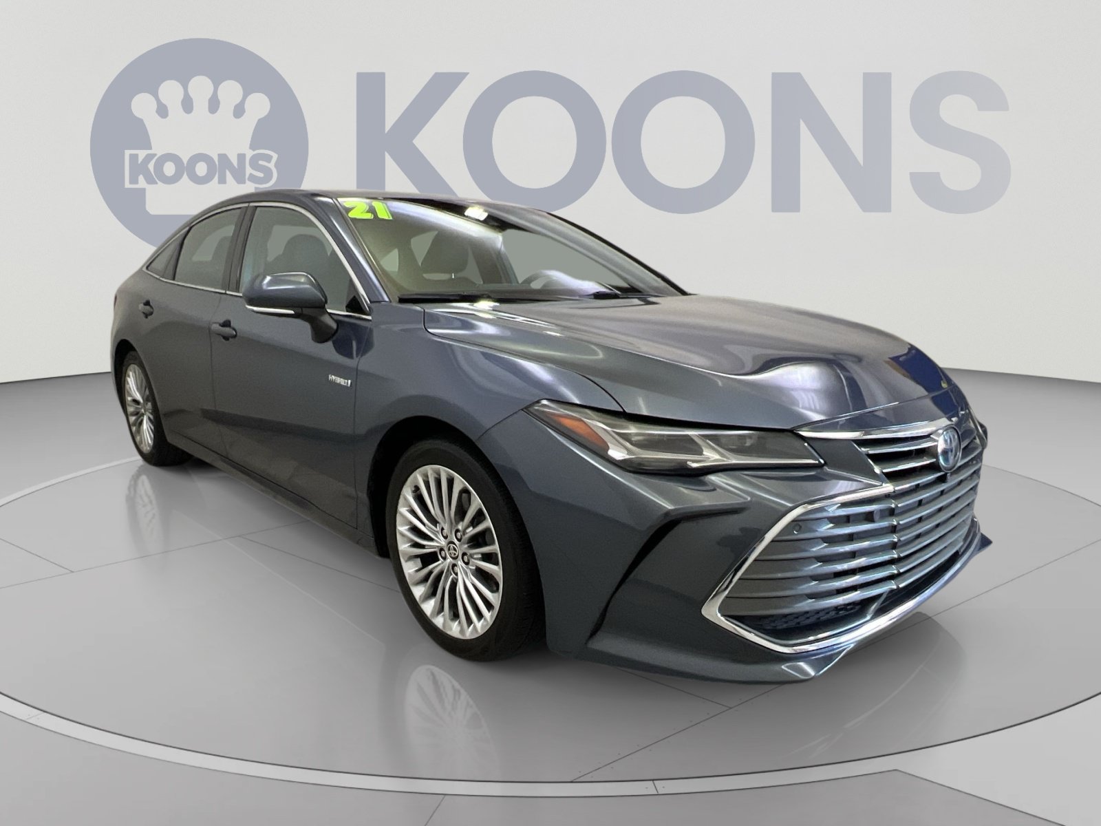 Used 2021 Toyota Avalon Limited w/ Advanced Safety Package FWD image 2