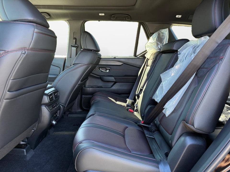 New 2026 Honda Pilot Black Edition image 13