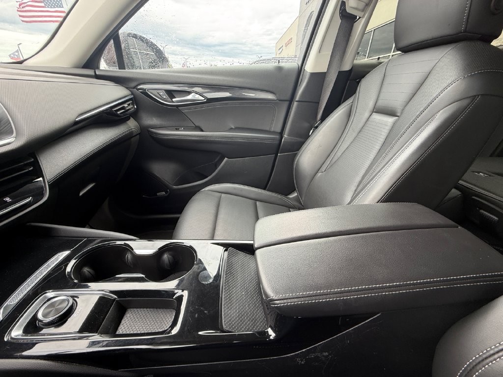 Used 2024 Buick Envision Preferred AWD/4WD image 33