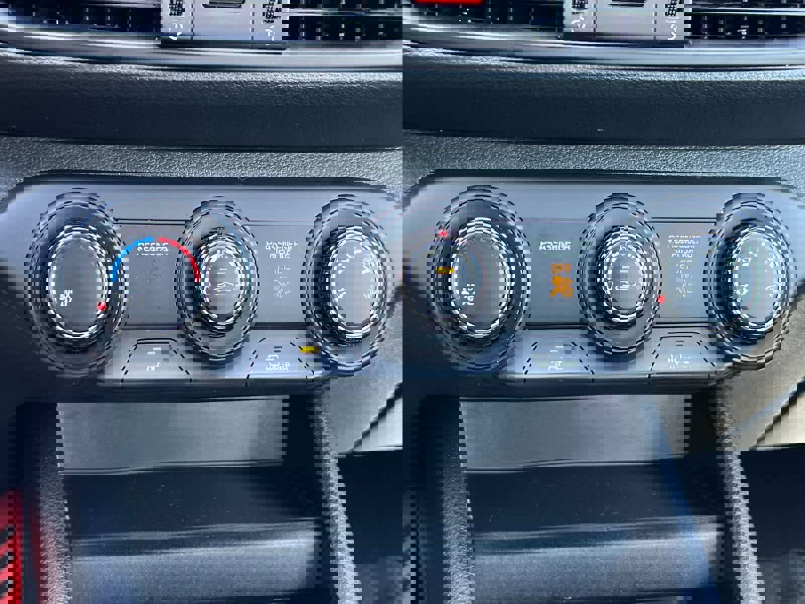 Used 2023 Kia Forte LXS w/ LXS Technology Package image 19