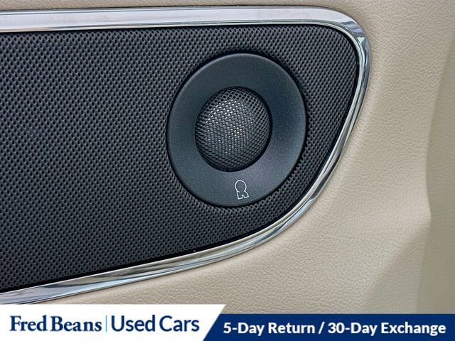 Certified 2020 Lincoln Continental Standard w/ Premium Package image 21