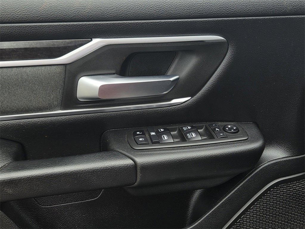 Used 2021 RAM 1500 Lone Star image 16