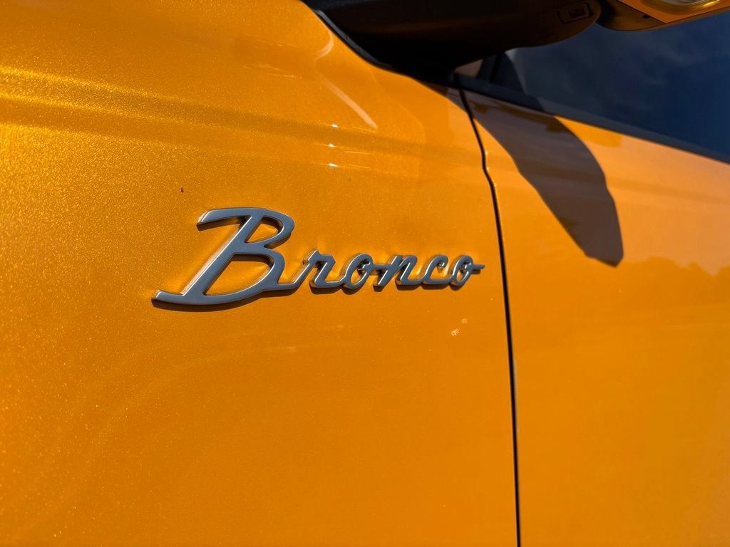 Used 2022 Ford Bronco Outer Banks AWD/4WD image 11