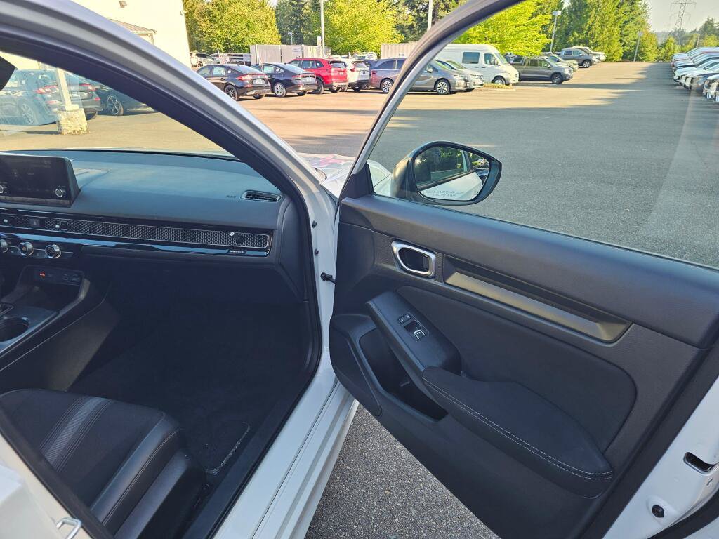 Used 2022 Honda Civic Sport image 11