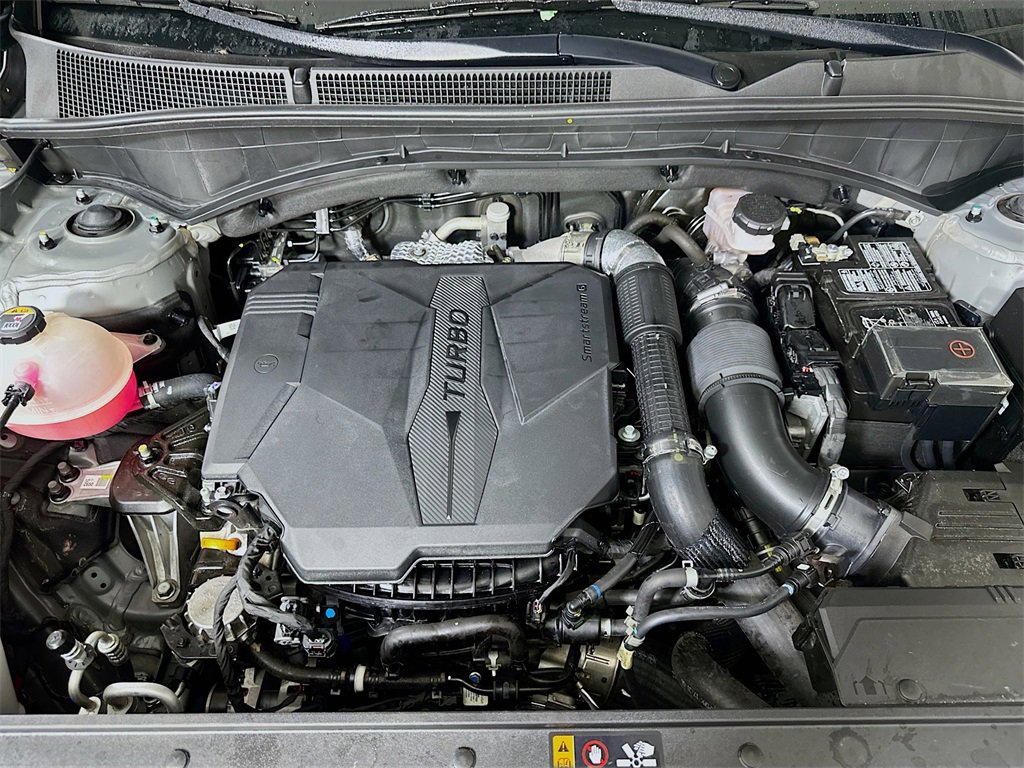 Used 2023 Hyundai Santa Fe Calligraphy image 9