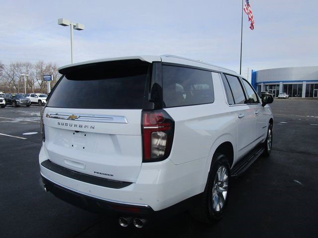 Certified 2023 Chevrolet Suburban Premier image 7