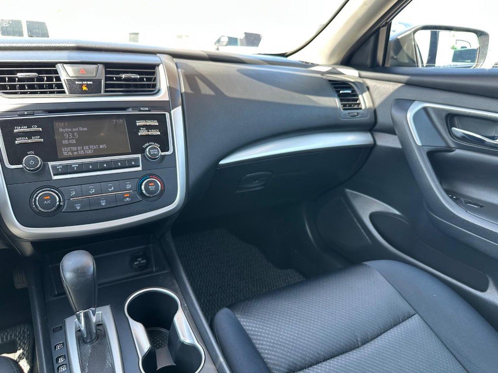 Used 2017 Nissan Altima 2.5 SR image 26