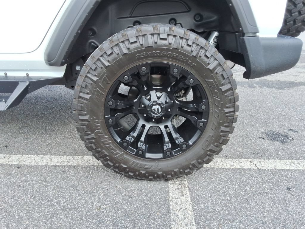 Used 2018 Jeep Wrangler Unlimited Sport AWD/4WD image 12