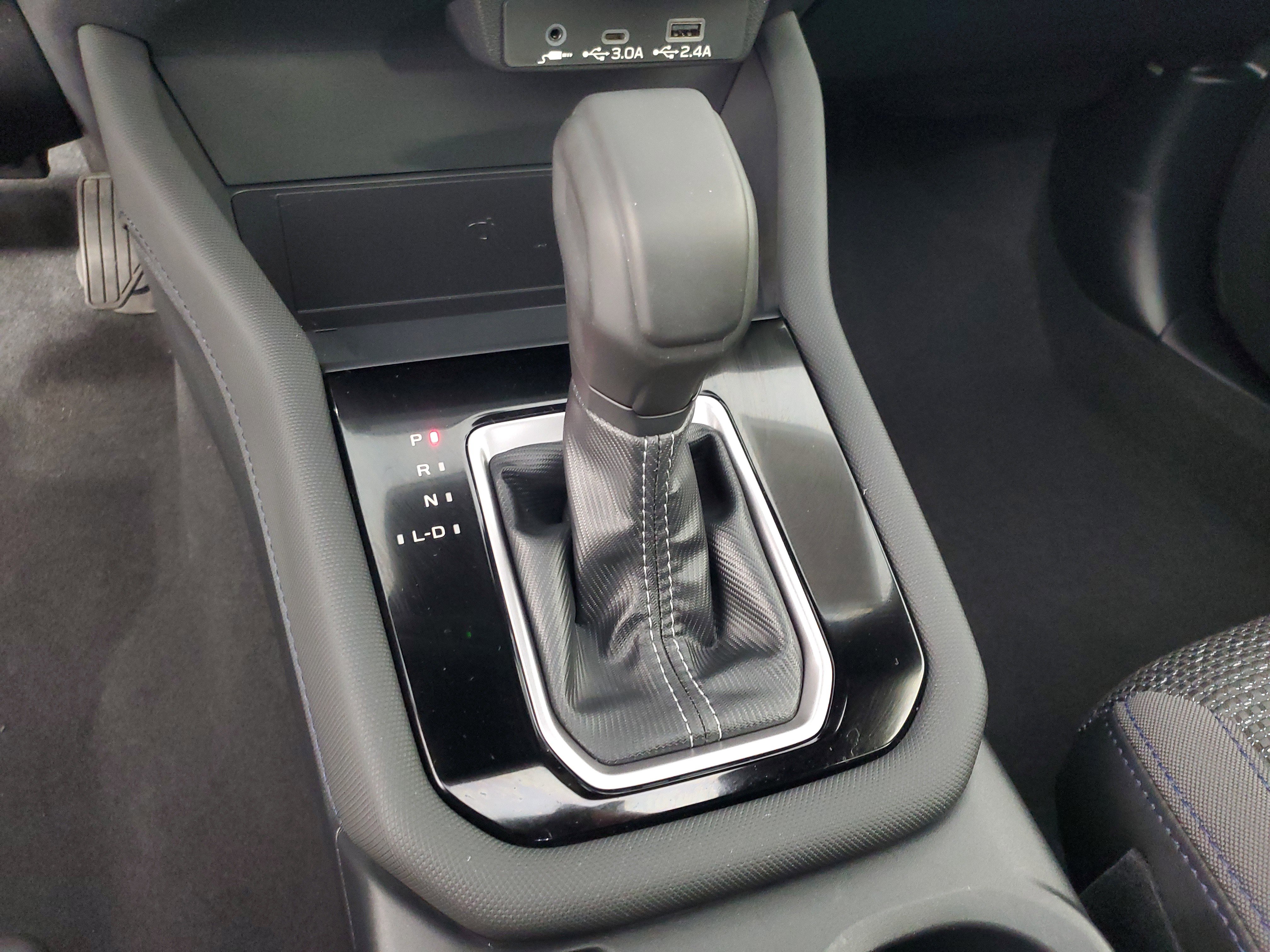 Used 2025 Subaru Forester Premium AWD/4WD image 17